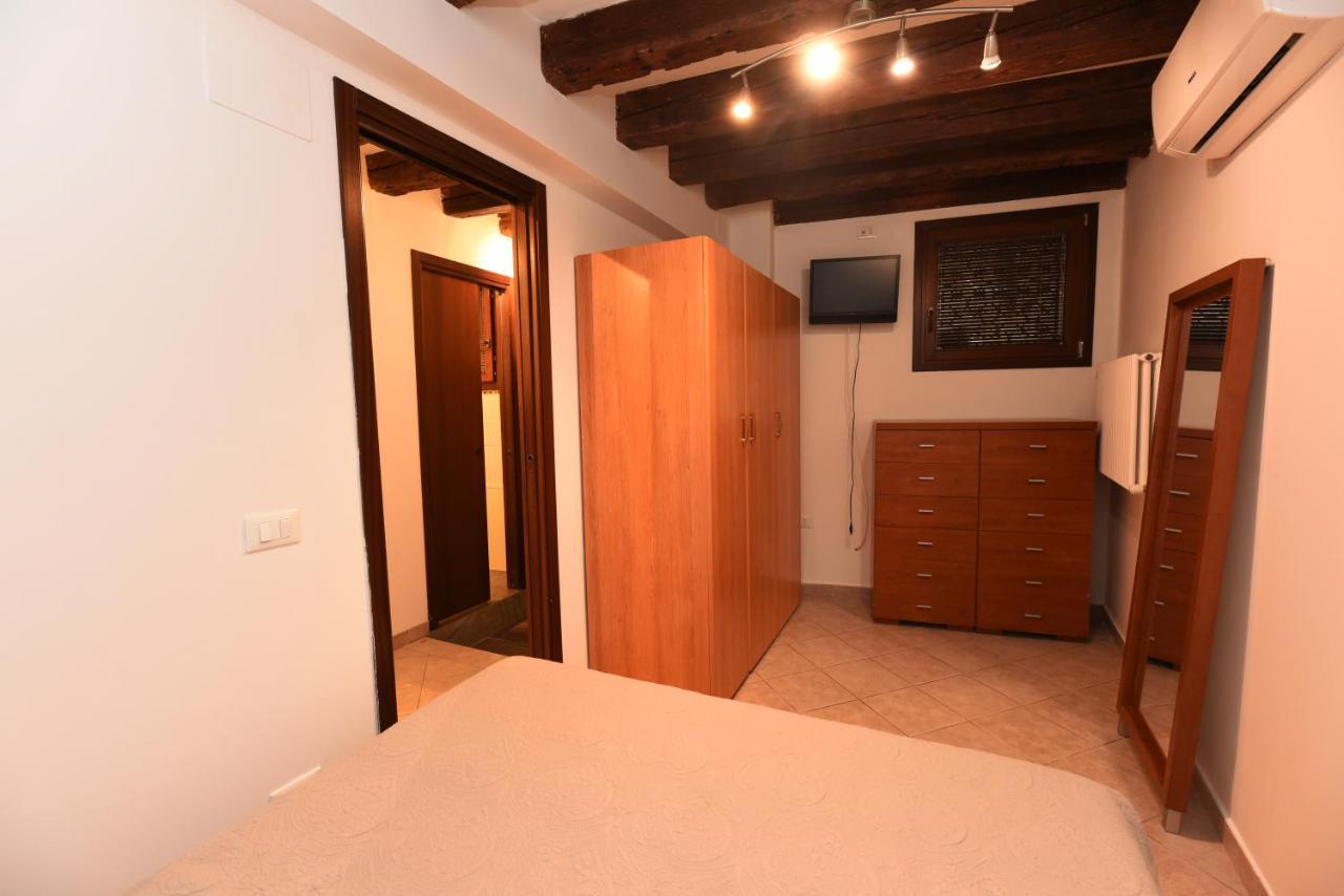 Do Pozzi Apartment Venice Luaran gambar